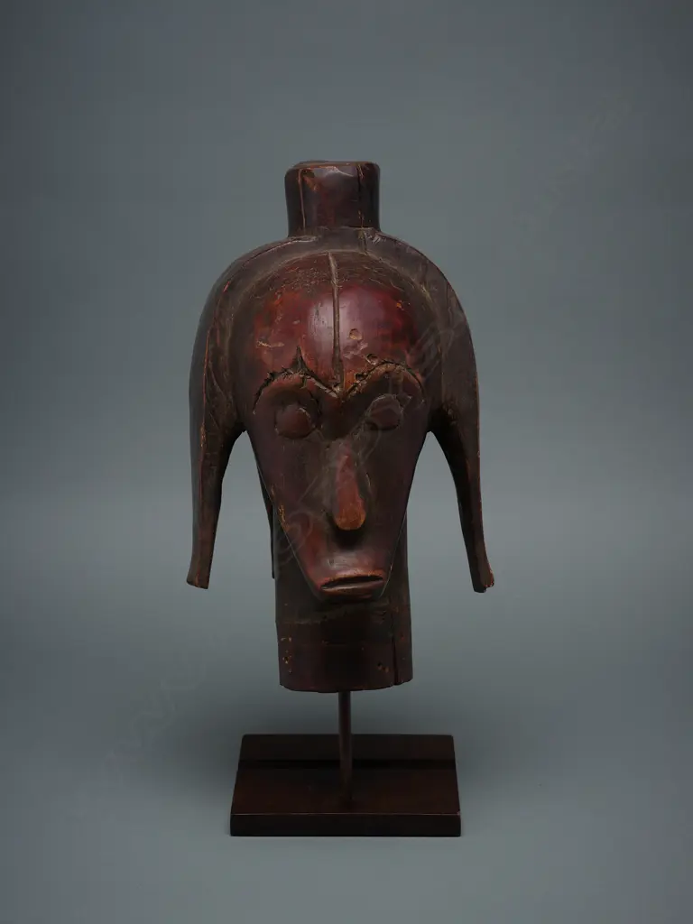 Wooden Fang reliquary guardian bust (Nlô-Byeri – Gabon, Image 1++